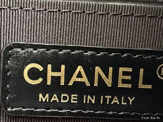 First Bag Ru VANITY CHANEL CASE 0612